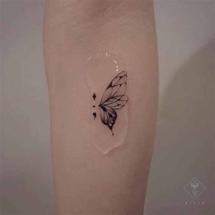 What does a semicolon butterfly tattoo mean?